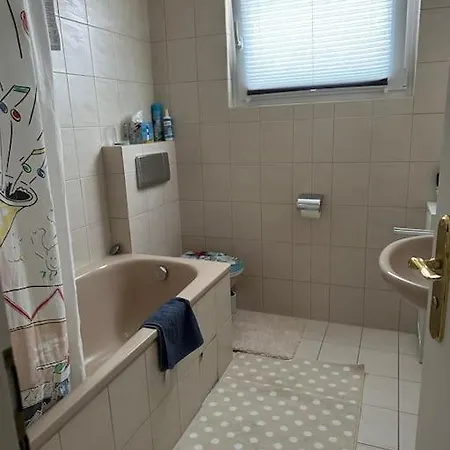 Fuer Bis 5 Personen *